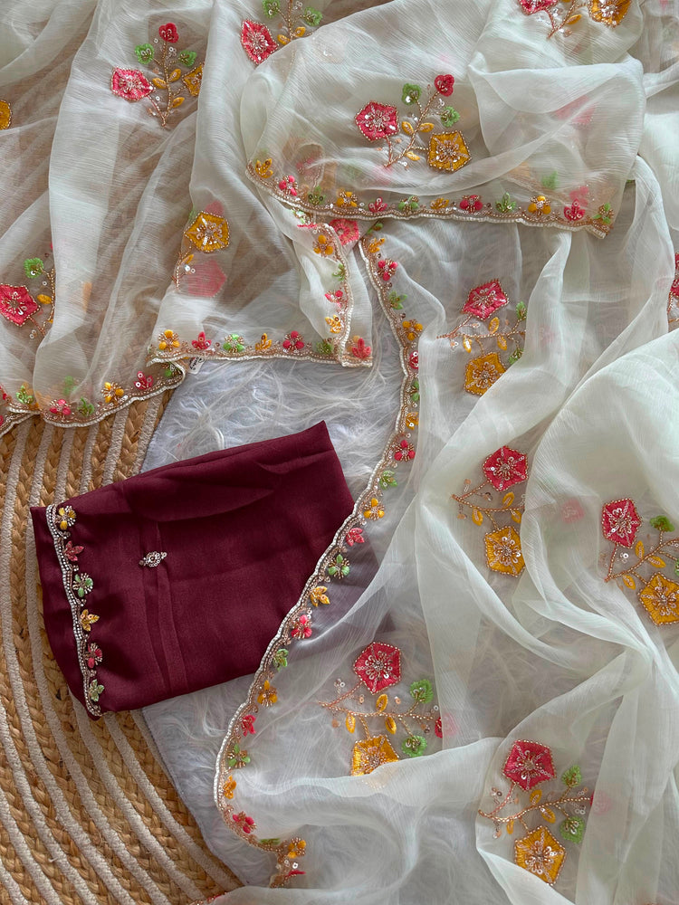 Beautiful chiffon saree with Stitched blouse (Delivery in 23 to 27 days )