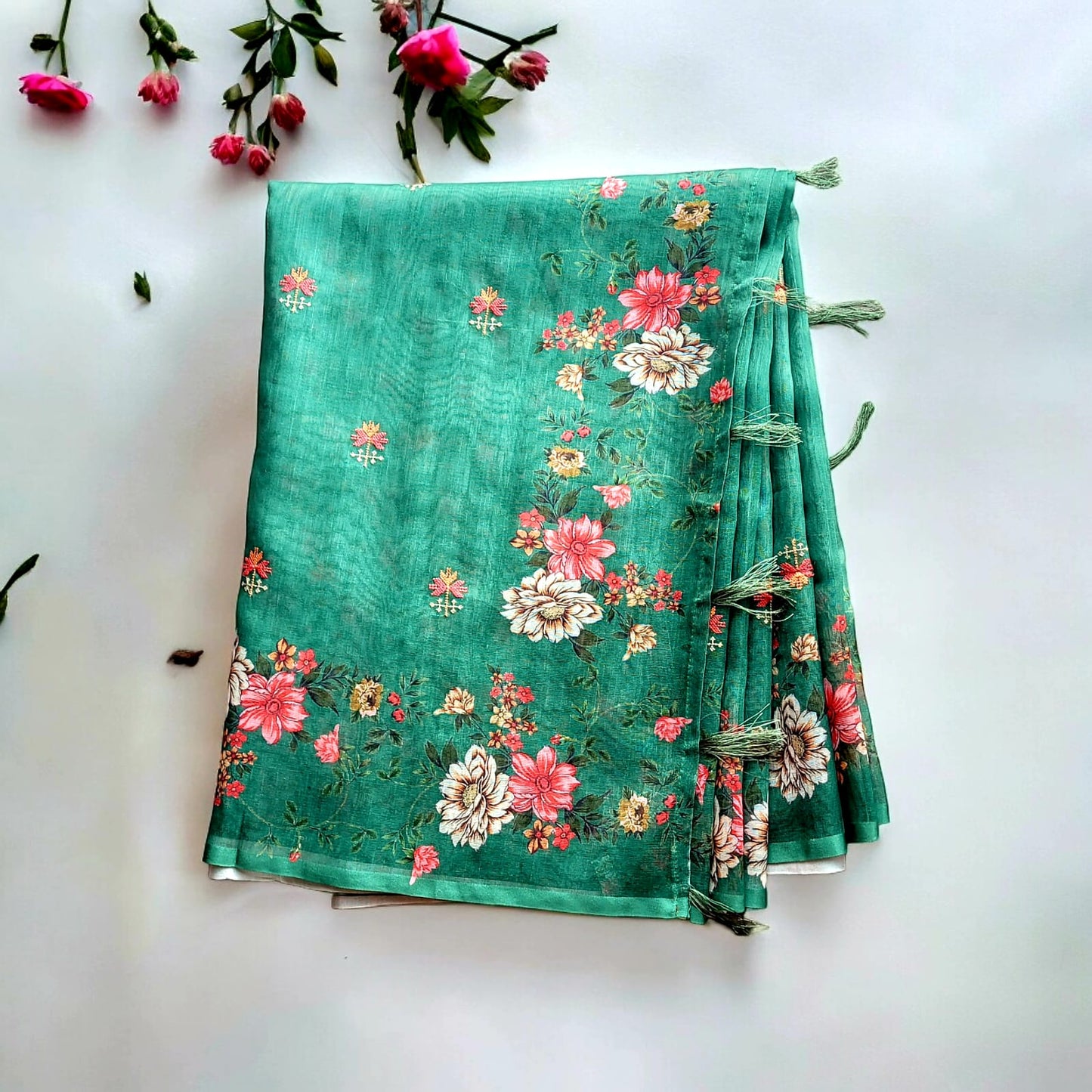 Women's Semi Linen Floral Print Saree with unstitched Blouse piece
